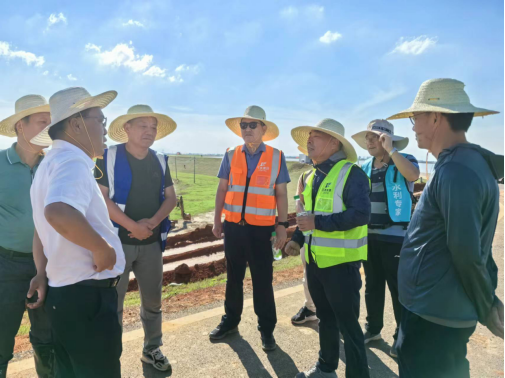 抗洪搶險(xiǎn)報(bào)導(dǎo)-迎“汛”而上，奔赴前線 -146.png